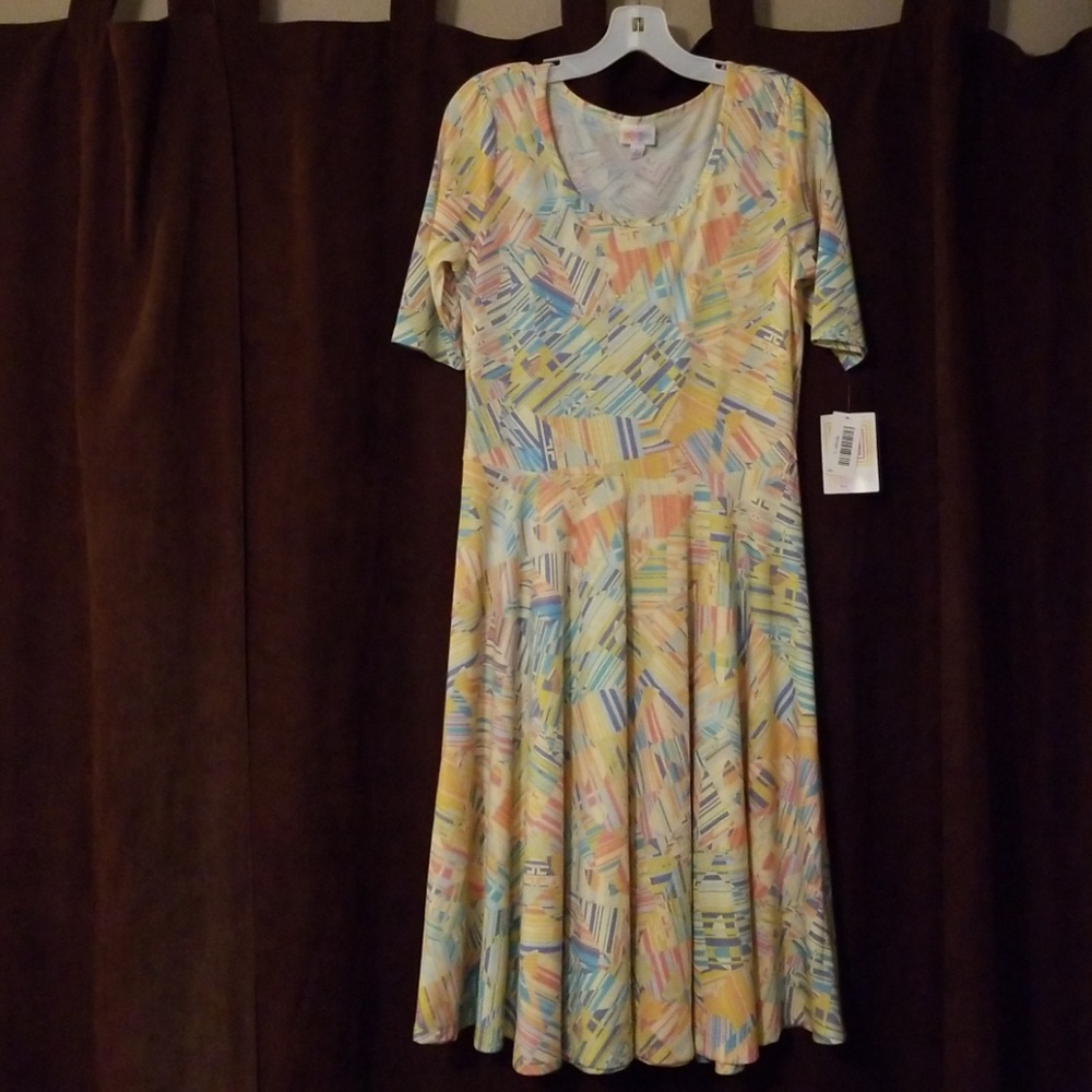 EUC LuLaRoe Nicole